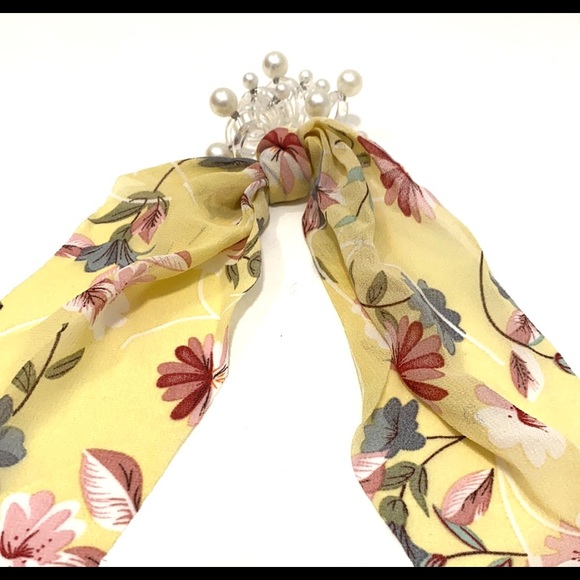 Yellow Floral Hair Scarf Coil Ponytail Holder With Faux Pearls - Picture 3 of 3